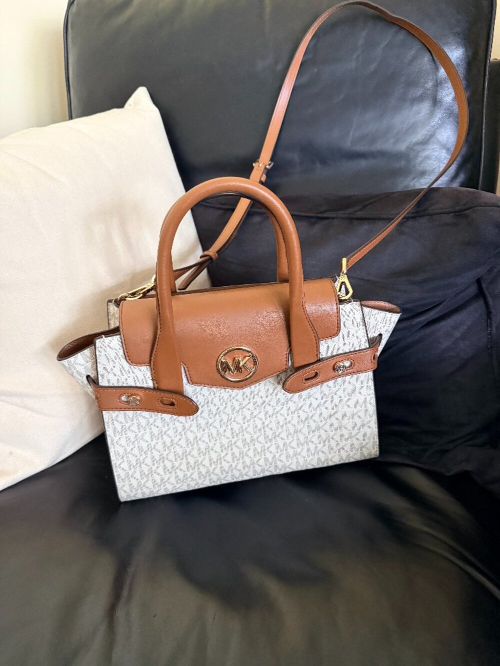 Michael Kors White/Tan Signature Crossbody Medium Flap Leather Carmen Satchel